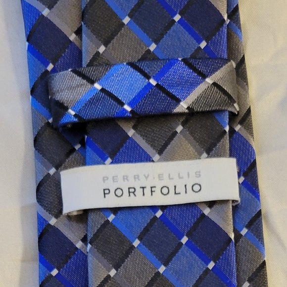 PERRY ELLIS MENS SILK TIE - Picture 3 of 4